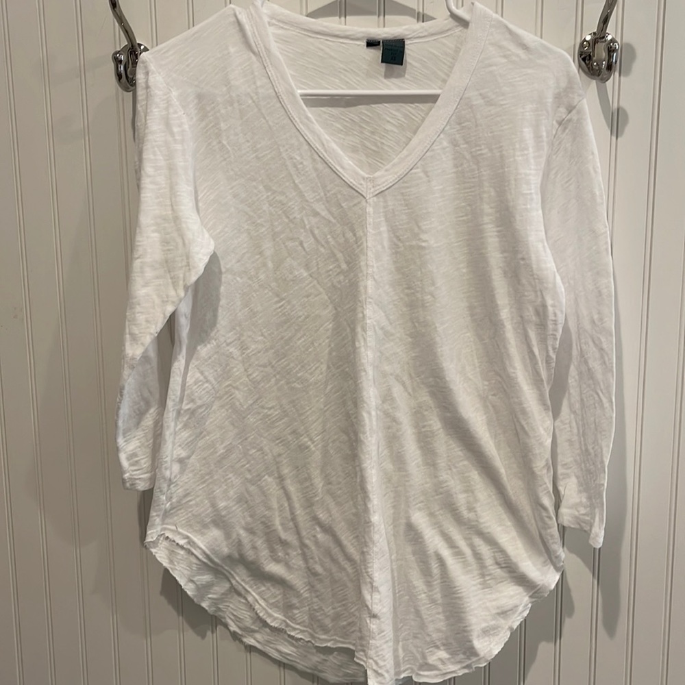 NWOT Anthropologies Left of Center‎ Darling V neck  Top!